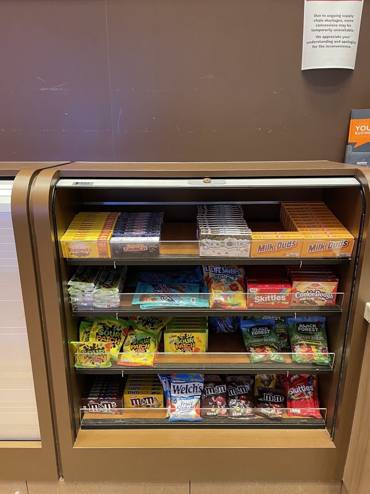 Cinemark Lakeland Square Mall and XD, Lakeland Roadtrippers