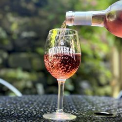 Indian Bear Cork & Coffee - Enjoy a glass of wine in the secret garden
