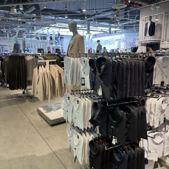 Primark - Home Decor Near Me - East Rutherford, New Jersey
