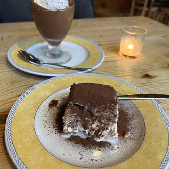 Mondello Italian Restaurant - They make great desserts! Dark chocolate mousse and tiramisu are both good - Seafood Near Me - Seattle, Washington