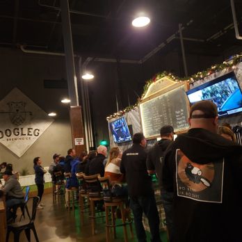 Dogleg Brewing Company - Breweries Near Me - Vista, California