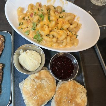 Southern Social - Mac and cheese and biscuits - Southern Near Me - Eagan, Minnesota Southern Social - Mac and cheese and biscuits - Southern Near Me - Eagan, Minnesota