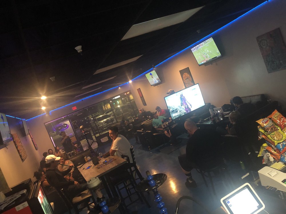 SILVER Q HOOKAH LOUNGE 10 Photos & 24 Reviews 6670 W Cactus Rd
