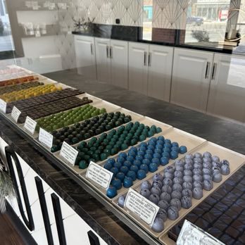 Bijoux Handcrafted Chocolates - Chocolatiers & Shops Near Me - Webster Groves, Missouri Bijoux Handcrafted Chocolates - Chocolatiers & Shops Near Me - Webster Groves, Missouri