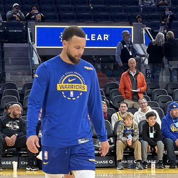 Chase Center - Stephen Curry - Stadiums & Arenas Near Me - San Francisco, California