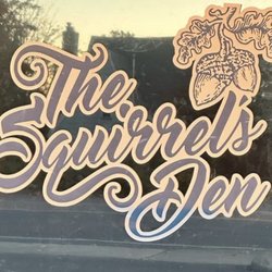 Squirrels Den