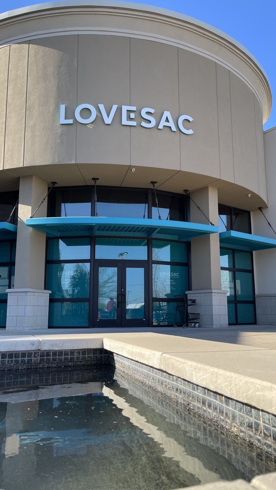 LOVESAC Updated May 2024 1423 N b Rd, Wichita, Kansas
