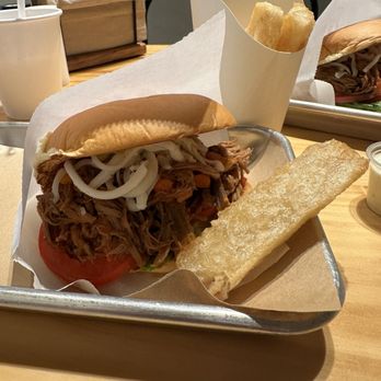 Candelaria Eatery & Cafe - Burgers Near Me - Oxford, Florida Candelaria Eatery & Cafe - Burgers Near Me - Oxford, Florida