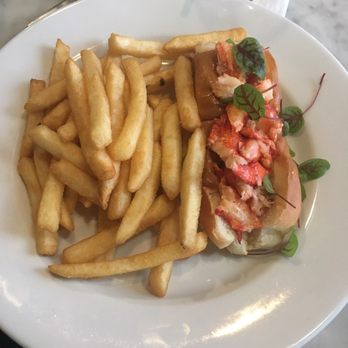 Ampersea - Lobster roll - New American Near Me - Baltimore, Maryland