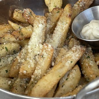 Public House Temecula - Truffle fries - New American Near Me - Temecula, California