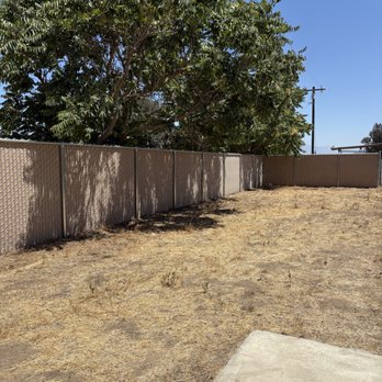 Hemet Fence - Privacy chain link with vinyl slats. - Fences & Gates Near Me - Homeland, California