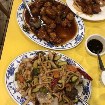 Shan Dong - Hot spicy chow mein and Shan dong chicken - Chinese Near Me - Oakland, California Shan Dong - Hot spicy chow mein and Shan dong chicken - Chinese Near Me - Oakland, California