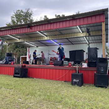 Back Forty Bandstand - Bandstand - sound check before the show - Music Venues Near Me - Twin City, Georgia Back Forty Bandstand - Bandstand - sound check before the show - Music Venues Near Me - Twin City, Georgia