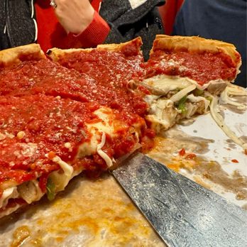 Giordano's - La pizza!!! - Pizza Near Me - Chicago, Illinois