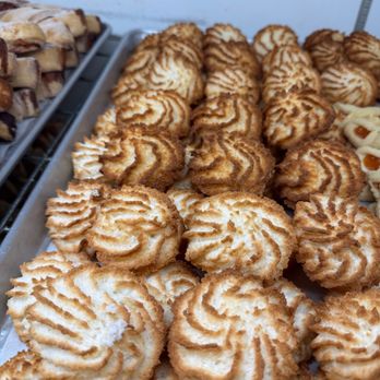 Lolly's Bakery - Bakeries Near Me - Boston, Massachusetts Lolly's Bakery - Bakeries Near Me - Boston, Massachusetts