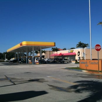 Landmark Service Center - Gas Stations Near Me - Doral, Florida Landmark Service Center - Gas Stations Near Me - Doral, Florida