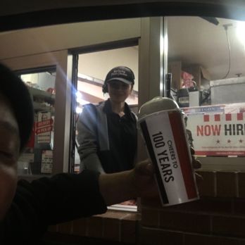 KFC - Great service - Fast Food Near Me - Clackamas, Oregon