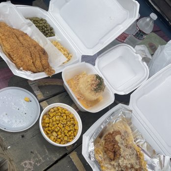Heard Dat Kitchen - Dat Plate (catfish) Lobster Mash Potatoes Bourbon Street Love - Cajun/Creole Near Me - New Orleans, Louisiana Heard Dat Kitchen - Dat Plate (catfish) Lobster Mash Potatoes Bourbon Street Love - Cajun/Creole Near Me - New Orleans, Louisiana