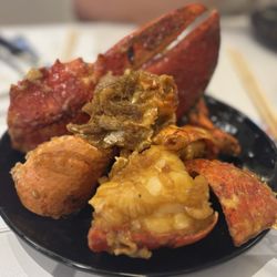 Viet Voyage Buffet - Lobster