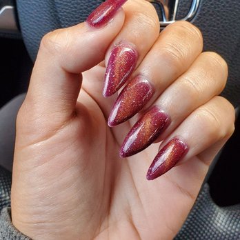 Moon's Nails and Spa - Purple/gold cat eye - Nail Salons Near Me - Davis, California