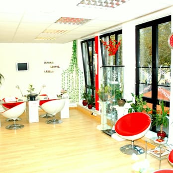 Best Nails Bonn - Nägel und Handpflege sterasse - Nail Salons Near Me - Bonn, NW