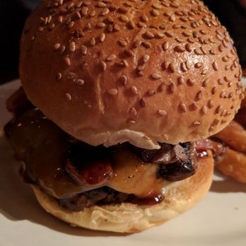 Saw Mill Tavern - Bourbon Burger - American Near Me - Ardsley, New York