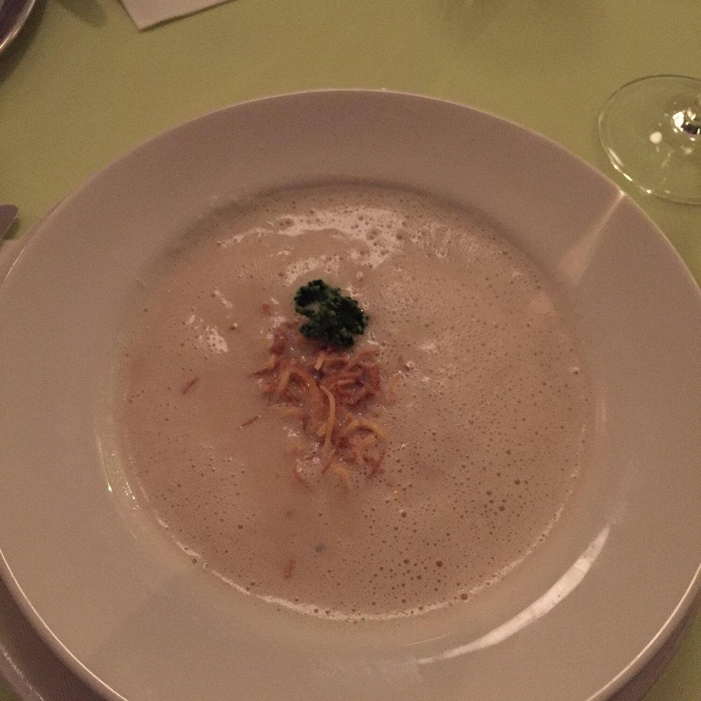 Glacis Beisl - Apple celery soup - Austrian Near Me - Vienna, 9 Glacis Beisl - Apple celery soup - Austrian Near Me - Vienna, 9