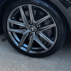 V.T Auto Detailing - Wheel Cleaning
