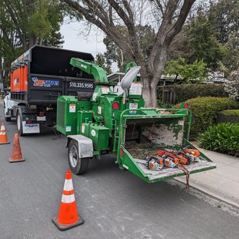 BioScapes Treecare - Getting ready for the day! - Landscaping Near Me - Union City, California BioScapes Treecare - Getting ready for the day! - Landscaping Near Me - Union City, California