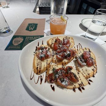 Pub W - Bruschetta and Papa don't Peach - Pubs Near Me - Yukon, Oklahoma Pub W - Bruschetta and Papa don't Peach - Pubs Near Me - Yukon, Oklahoma