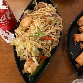 Dumpling Master - Shrimp Chow Mein - Noodles Near Me - Rancho Cucamonga, California