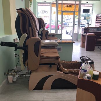 AV Nails and Spa - It's a brand new nail salon. Everything is new. The massage chairs are great! - Nail Salons Near Me - Silver Spring, Maryland AV Nails and Spa - It's a brand new nail salon. Everything is new. The massage chairs are great! - Nail Salons Near Me - Silver Spring, Maryland