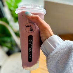 DIY Tea Lab - Mill Creek - Melanie's TaroBerry Smoothie