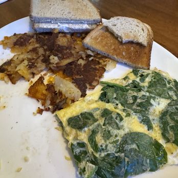 Daiva's Grille - Spinach omelette with Swiss cheese - Diners Near Me - Philadelphia, Pennsylvania