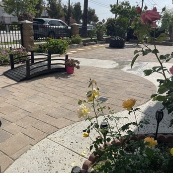D Landscape & Hardscape - Landscaping Near Me
