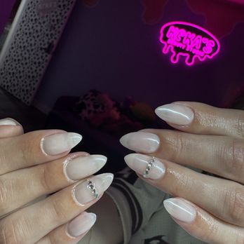 Keka's Beauty Studio - Nail Salons Near Me - Fullerton, California