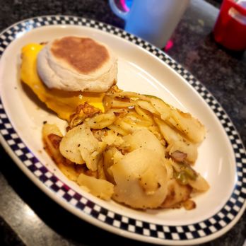 Shorty's Diner - Egg and cheese sandwich with home fries - Diners Near Me - Williamsburg, Virginia Shorty's Diner - Egg and cheese sandwich with home fries - Diners Near Me - Williamsburg, Virginia