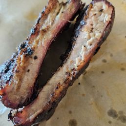 Leftover meat on sale. Shame on you. Paid 40 dollars for low quality pork ribs