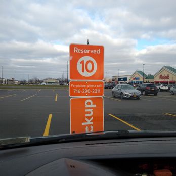 Walmart Supercenter - Lunchtime grocery pick-up run to Walmart. - Grocery Near Me - Williamsville, New York Walmart Supercenter - Lunchtime grocery pick-up run to Walmart. - Grocery Near Me - Williamsville, New York