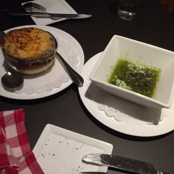 Del Ray Cafe - French onion soup and burgundy snails - French Near Me - Alexandria, Virginia