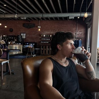 PT's Coffee - Crossroads - cold brew 10/10 - Coffee & Tea Near Me - Kansas City, Missouri PT's Coffee - Crossroads - cold brew 10/10 - Coffee & Tea Near Me - Kansas City, Missouri
