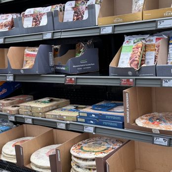 ALDI - Inside - Grocery Near Me - Winter Park, Florida