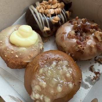 Top That! Donuts - Apple, lemon, maple Bacon and chocolate peanut butter - Donuts Near Me - Point Pleasant Beach, New Jersey
