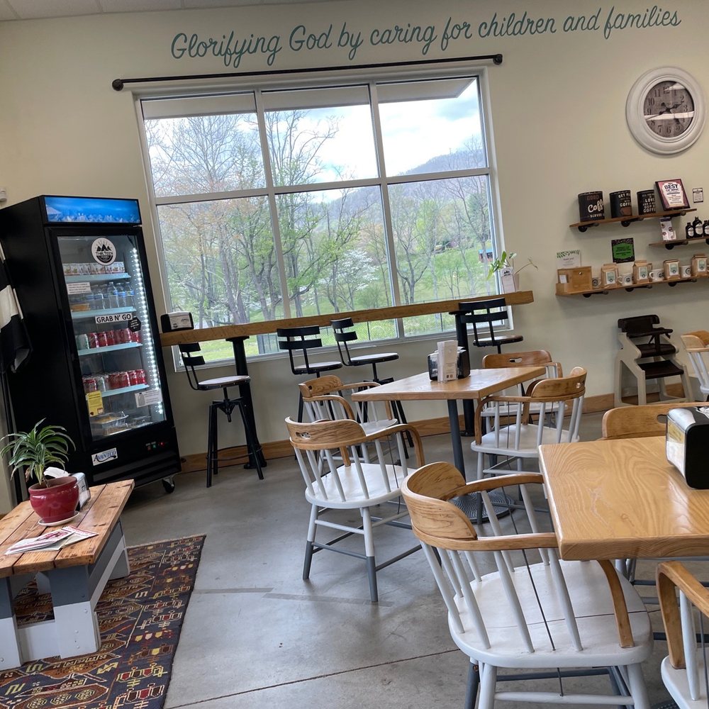 Thirteen Pennies Cafe - a view of a coffee shop - Coffee & Tea Near Me - Black Mountain, North Carolina Thirteen Pennies Cafe - a view of a coffee shop - Coffee & Tea Near Me - Black Mountain, North Carolina