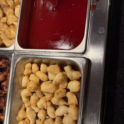 Much Yummy - Sweet sour chicken and sweet sour sauce