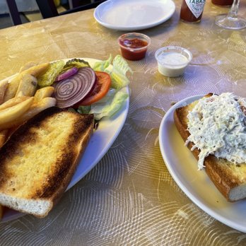 Barbara's Fishtrap - Dungeness Crab Sandwich - Seafood Near Me - Half Moon Bay, California Barbara's Fishtrap - Dungeness Crab Sandwich - Seafood Near Me - Half Moon Bay, California