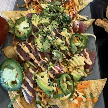 PopStroke - Ahi tuna nachos - Mini Golf Near Me - Delray Beach, Florida