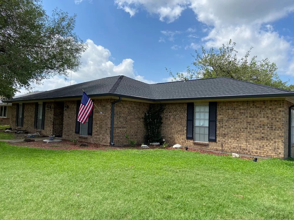 Slide of Stonewall Roofing & Construction