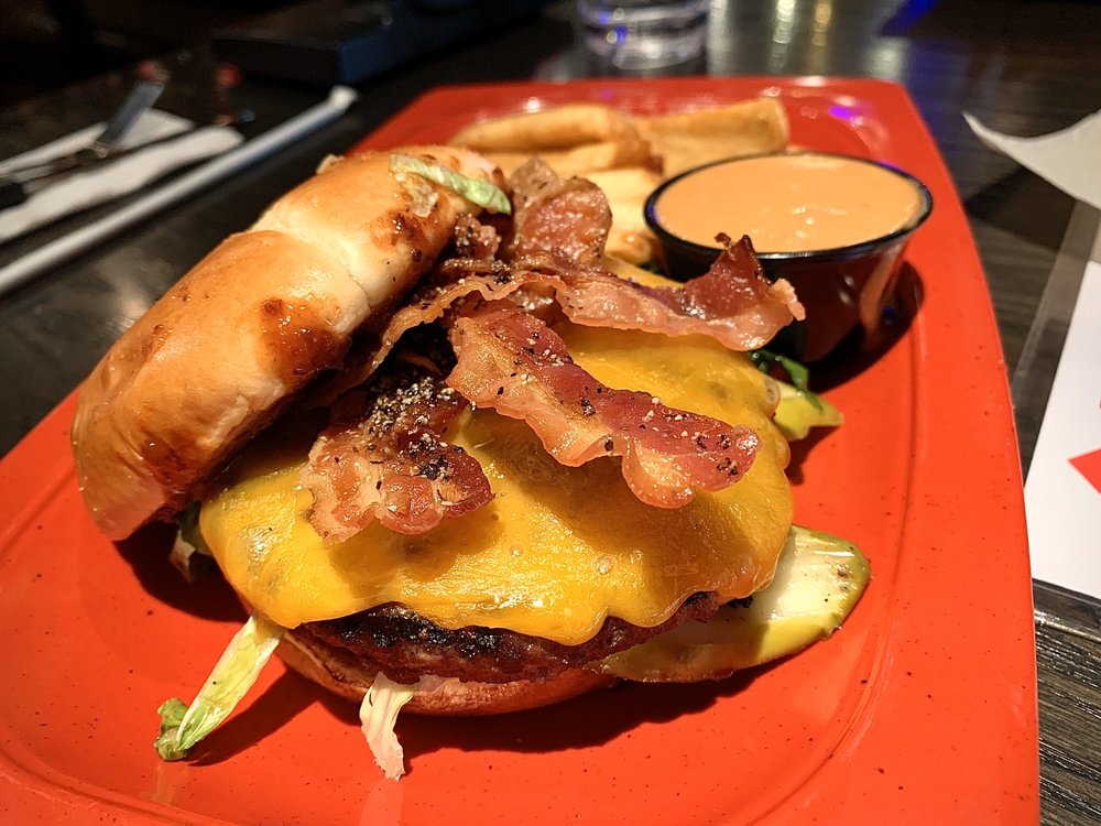 Red Robin Gourmet Burgers and Brews, Grand Junction Roadtrippers