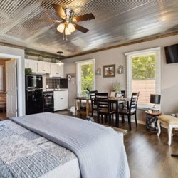Lake Cumberland Resort III